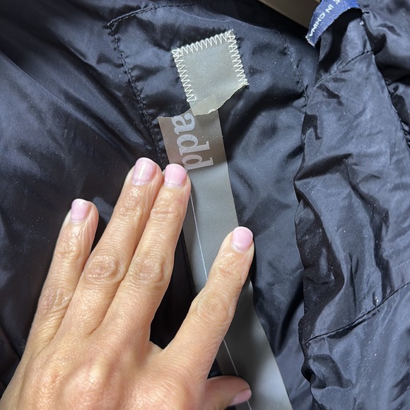 Add puff Jacket Size S. - Picture 2 of 12